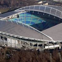 In der Red bull Arena finden vier Spiele der EM 2024 statt - darunter auch ein K.o.-Spiel. Alle Fakten, Infos und der EM-Spielplan zum Stadion in Leipzig.