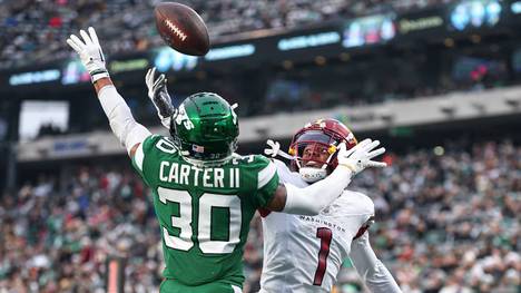 Jahan Dotson (weißes Trikot) wechselt zu den Philadelphia Eagles