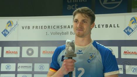 Linus Weber war einer der entscheidenden Akteure beim Sieg des VfB Friedrichshafen gegen Berlin. Nach dem Spiel verrät der Youngster den Schlüssel zum Sieg.