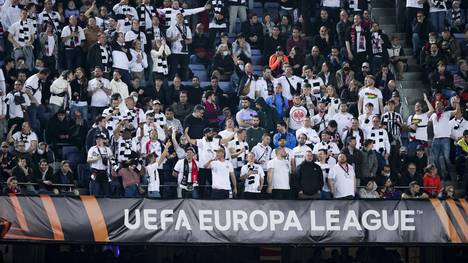 Die Fans von Eintracht Frankfurt müssen im Europa-League-Halbfinalspiel bei West Ham United mit deutlich weniger Fans auskommen. Grund sind die strengen Regeln in England.
