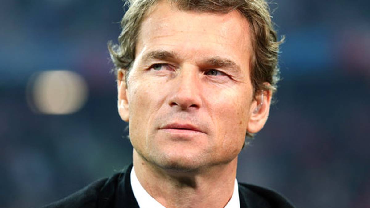 Auch Jens Lehmann erwischt es: Dem Ex-Nationaltorwart wird in London eine Tasche aus seinem Auto gestohlen