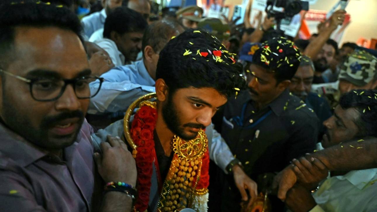 „Rockstar-Empfang“ für Schach-Held