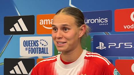 Die Frauen des FC Bayern schlagen den FC Arsenal mit 3:2 - auch weil die heimischen Fans nach dem 0:2 die Spielerinnen nach vorne peitschen. Die Bayern-Stars können dem etwas abgewinnen, auch für die Zukunft. 