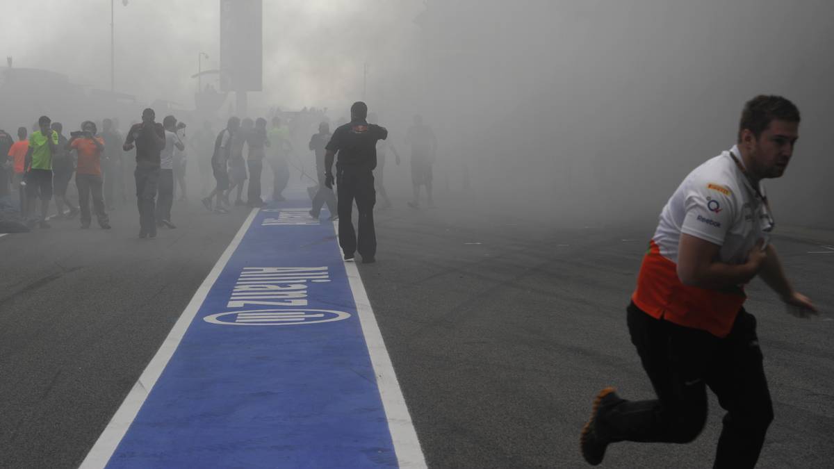 Eine statische Entladung beim Umpumpen von Benzin soll für das Unglück verantwortlich gewesen sein