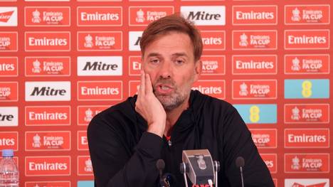 Liverpool-Trainer Jürgen Klopp hat vor dem FA-Cup-Finale die UEFA für die Einführung der Nations League kritisiert. Der Deutsche findet die Mehrbelastung für die Spieler "verrückt".