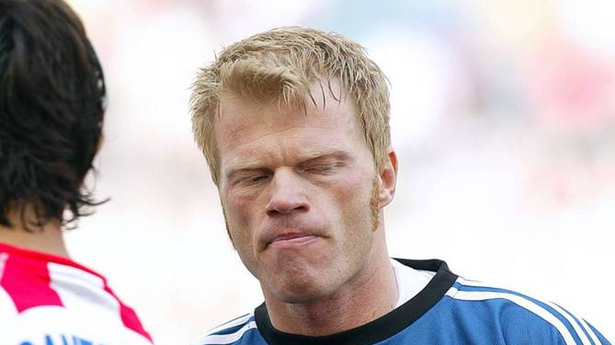 Oliver Kahn (Torwart): Der Torwart-Titan vernagelte damals seinen Kasten. Mit 33 Jahren war er auf dem Zenit seiner großen Karriere. Danach war er unter anderem Vorstandsvorsitzender des FC Bayern. Während dieser WM arbeitet er als TV-Experte in Indien. 