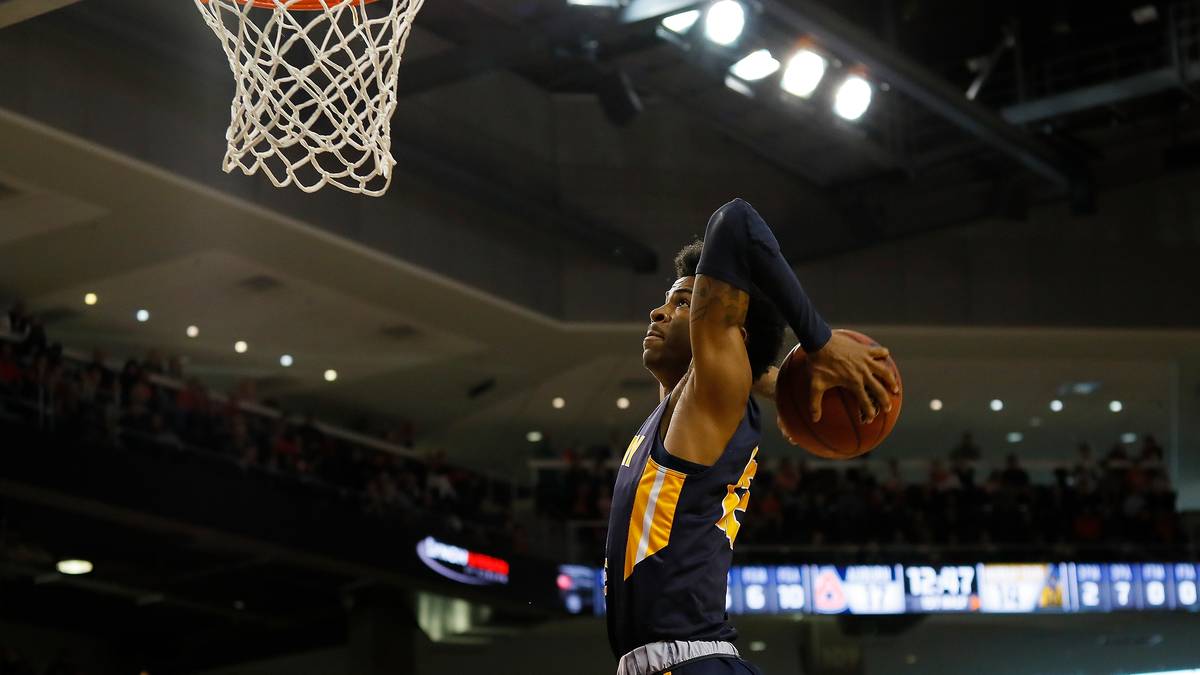 Morant spielt zwar nur für die kleine Murray State Uni, aber mit seinem Double-Double-Schnitt (24,6 Punkte, 10,0 Assists) und spektakulären Dunkings eroberte er den College Basketball im Sturm. Er hat zudem großes Defensivpotenzial. NBA-Vergleich: Russell Westbrook