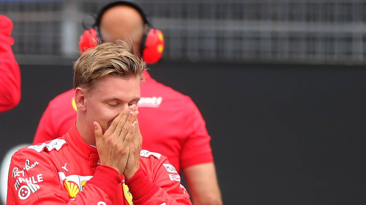 Da musste auch Schumi junior etwas mit seinen Emotionen kämpfen