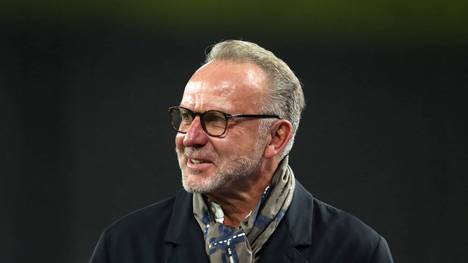 Bayern Münchens Vorstandsvorsitzender Karl-Heinz Rummenigge ist weiter tief besorgt über die finanzielle Lage der europäischen Fußball-Klubs. 