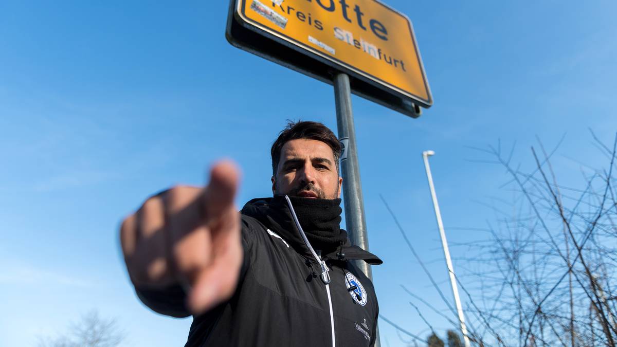 Trainer Ismail Atalan will mit dem VfL Sportfreunde Lotte den BVB ärgern