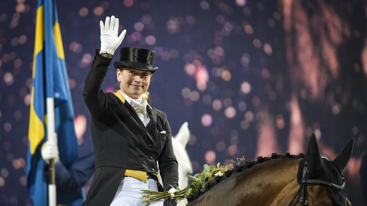 PLATZ 16 - ISABELL WERTH: Die Medaillensammlung der Dressurreiterin ist imposant. Sechs Gold- und vier Silbermediallen sammelte Werth bei Olympischen Spielen - damit löste sie Reiner Klimke als erfolgreichsten Reiter bei den Olympischen Spielen ab. Dazu wurde sie sieben Mal Weltmeisterin und 14 Mal  Europameisterin