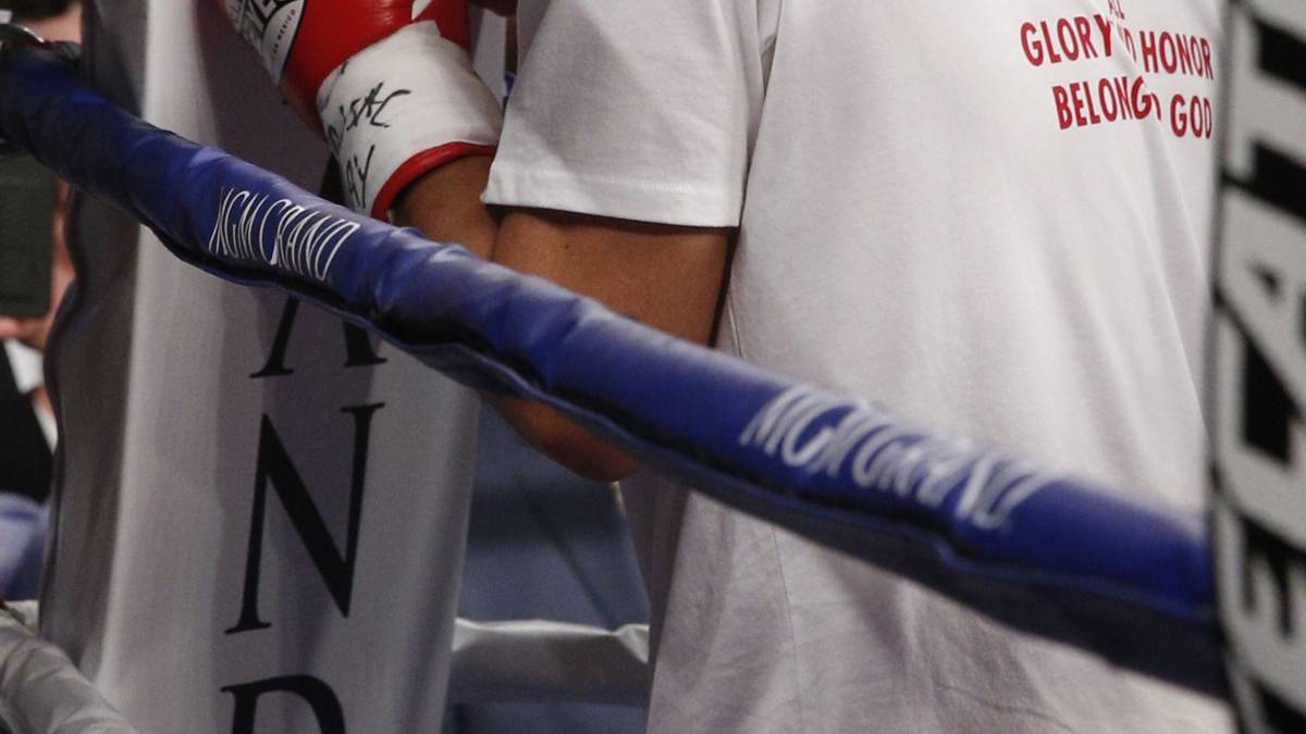 Pacquiao holt sich vor dem Kampf noch etwas himmlischen Beistand