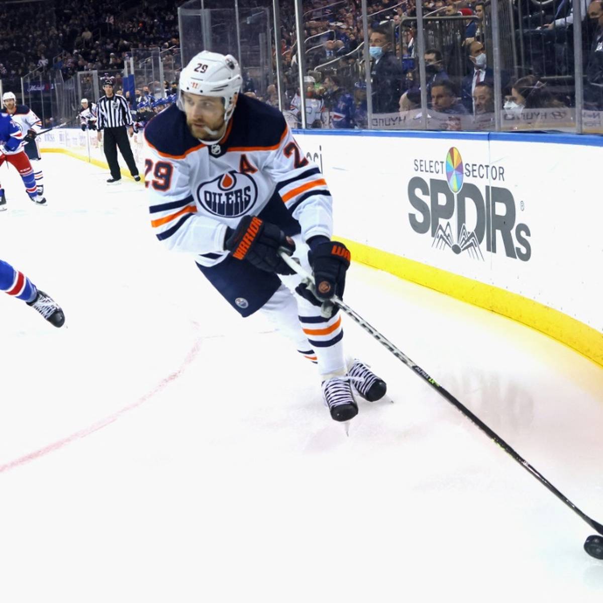 Superstar Leon Draisaitl steckt mit den Edmonton Oilers in der nordamerikanischen Eishockey-Profiliga NHL weiter tief in der Krise.