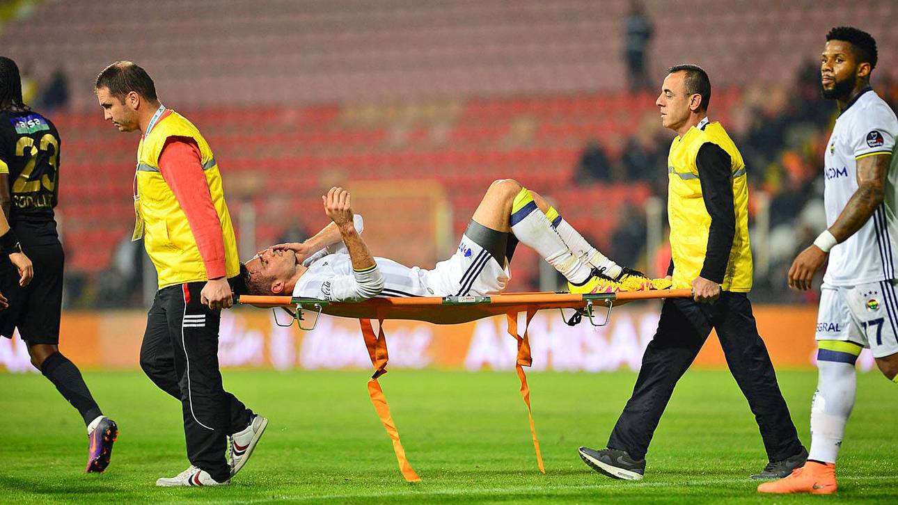 Van Persie schwer am Auge verletzt