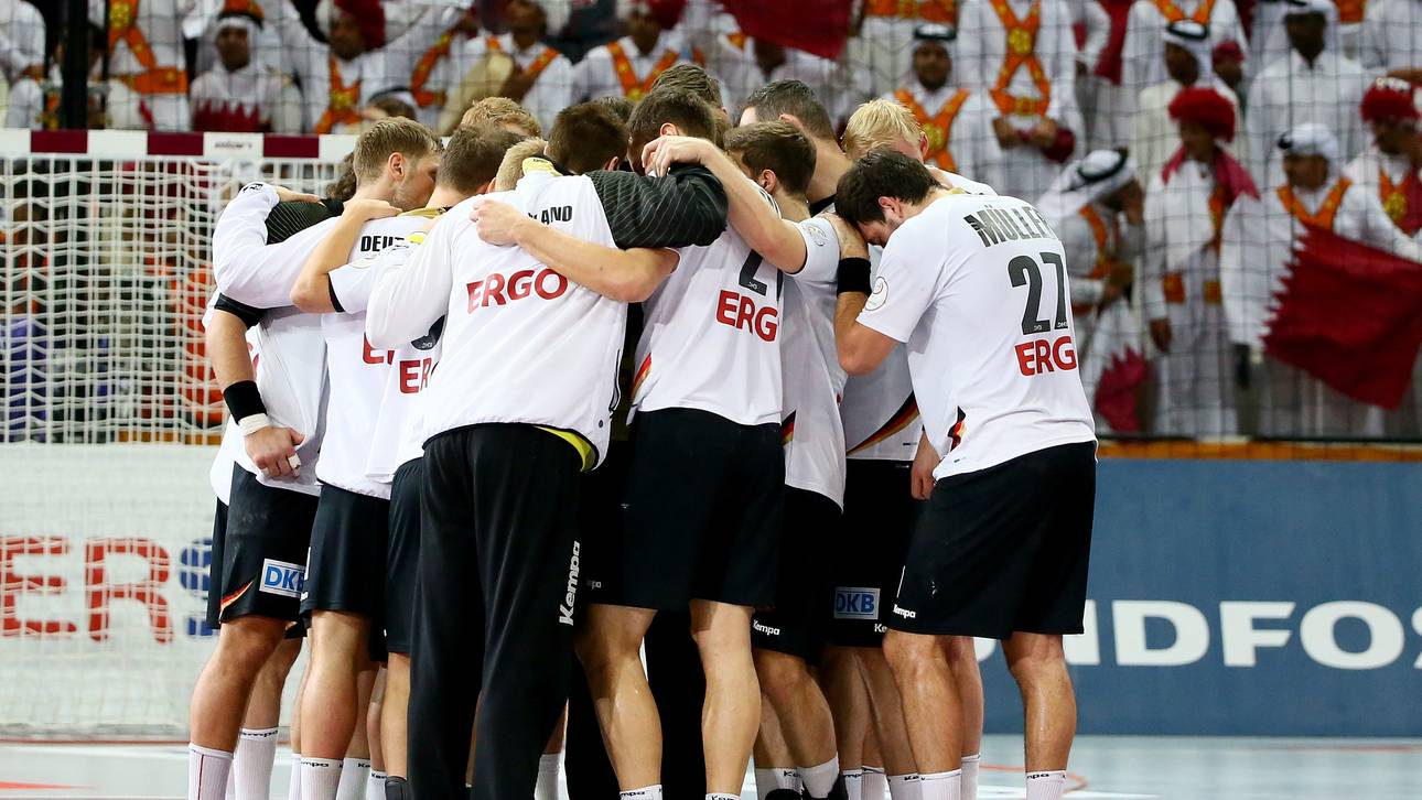 DHB-Team mit Matchball für Olympia