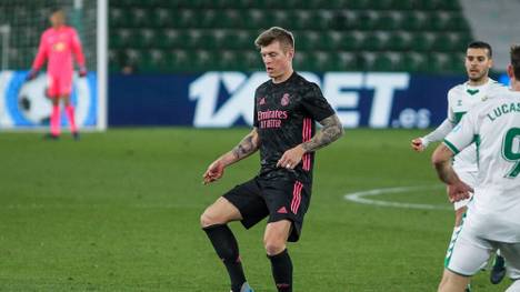 Im wöchentlichen Podcast "Einfach mal Luppen" von Toni und Felix Kroos kommt der Star von Real Madrid mit einem überraschenden Fan-Geständnis um die Ecke.