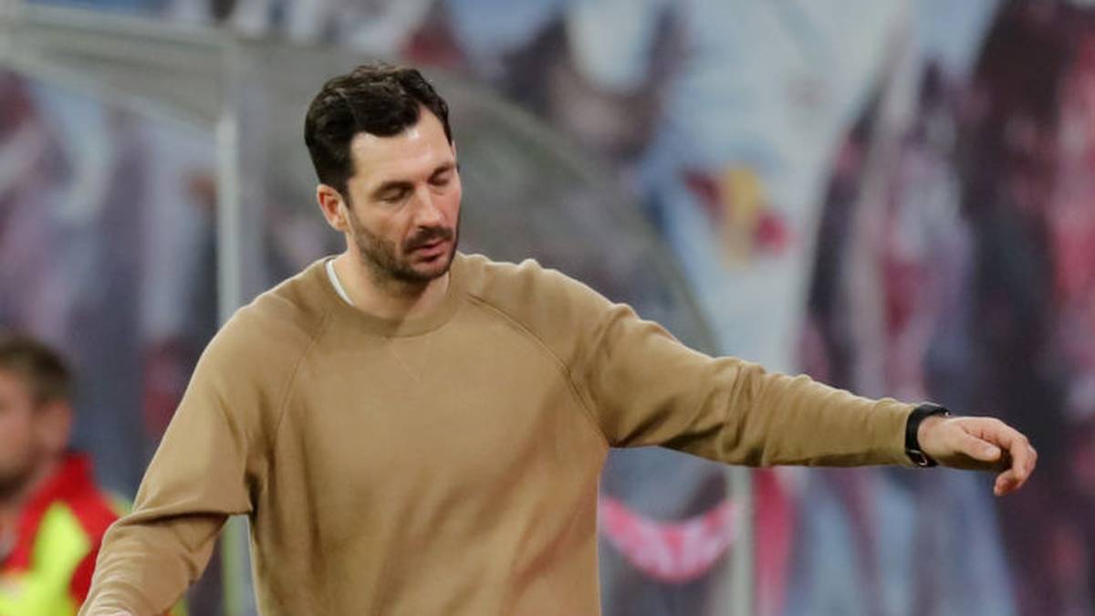 SANDRO SCHWARZ (FSV MAINZ 05, Vertrag bis 2022): Das 0:8 bei RB Leipzig war ein Tiefschlag, doch Sportchef Rouven Schröder betonte: "Der Trainer bleibt der Chef der Mannschaft, da werden wir gemeinsam arbeiten, um die Mannschaft aufzurütteln"