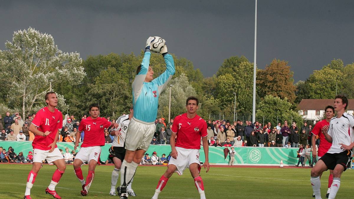 PLATZ 35: Andreas Lukse (1. FC Nürnberg): Weisse Westen: 0 - Gegentore: 5