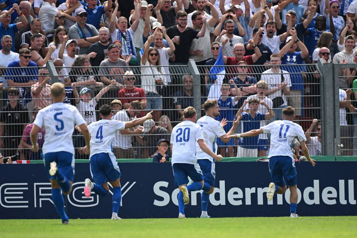 Fußballromantik! Fan trifft gegen den HSV
