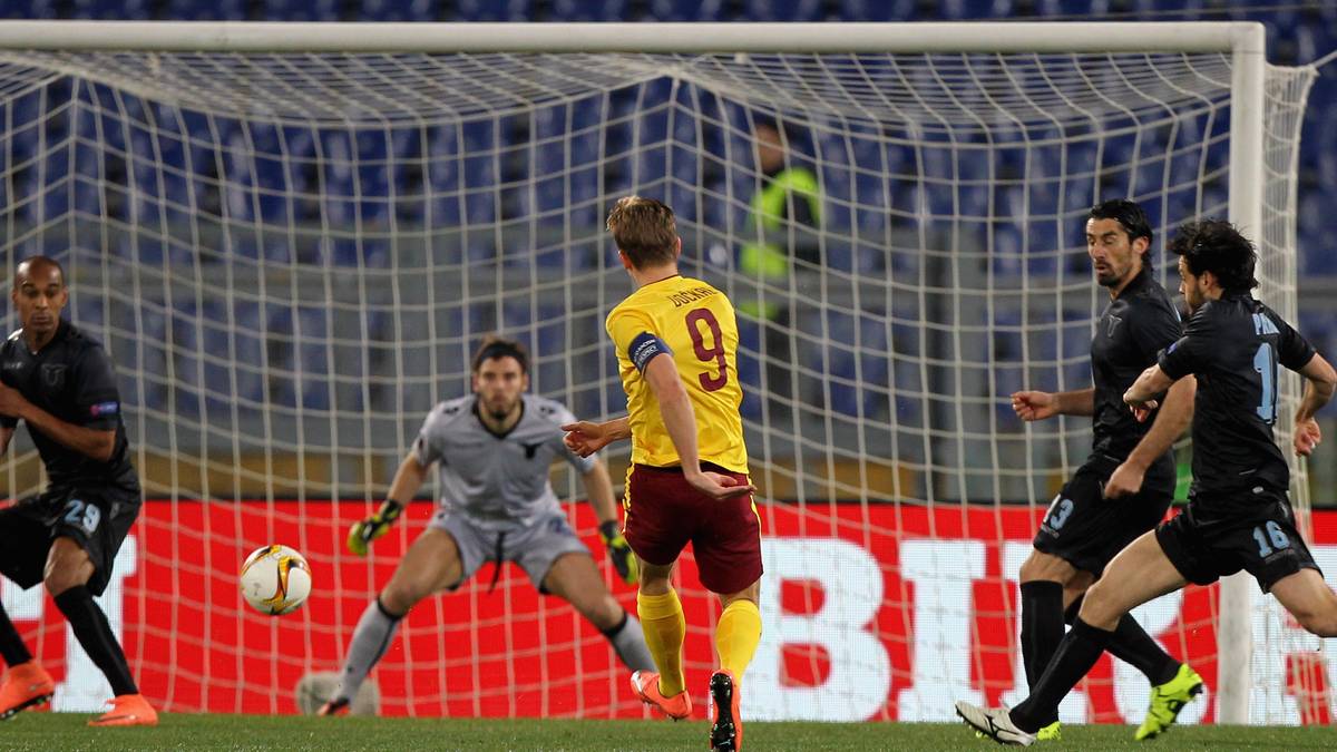 Lazio Rom ergeht es derweil schlecht. Sparta Prag düpiert die Mannschaft um den deutschen Weltmeister Miroslav Klose und liegt bereits zur Halbzeit mit 3:0 in Front
