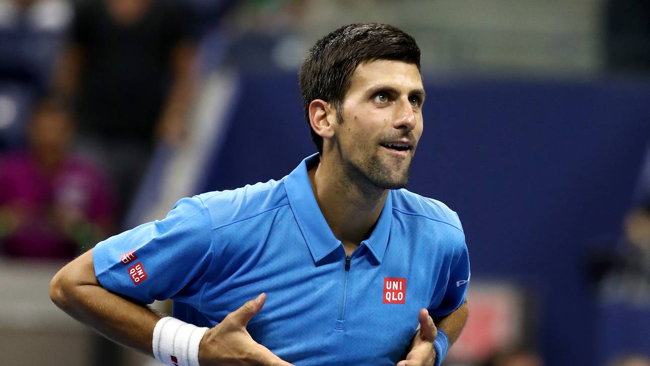 Djokovic kampflos in Runde drei