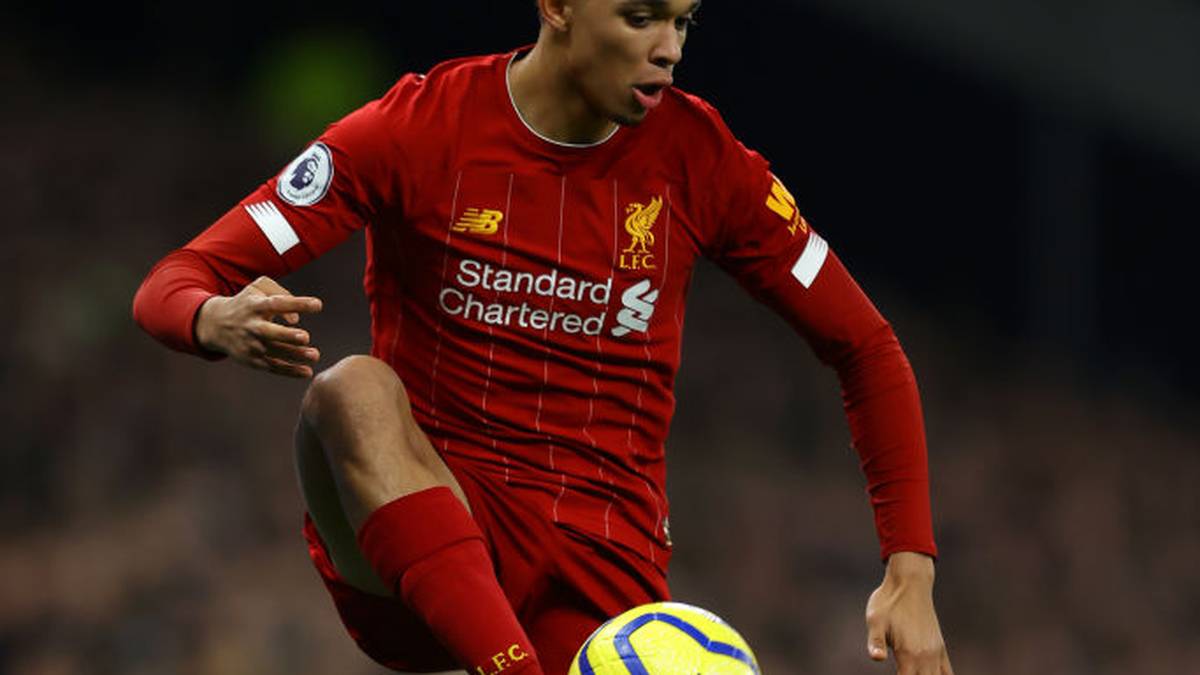 TRENT ALEXANDER-ARNOLD: Pfeilschnell, ausdauernd, angriffslustig. Der rechte Außenverteidiger der Liverpooler ist nicht nur eine Bank im Defensivspiel sondern auch eine echte Waffe auf dem Weg nach vorne. In allen 25 Ligaspielen (übrigens immer von Beginn an) bringt er es auf zehn Assists und zwei Tore