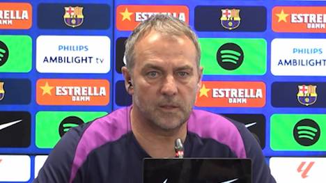 Der FC Barcelona hat sich bei der UEFA offiziell beschwert, nachdem es bei der Niederlage gegen Atlético zu einem "gravierenden Versäumnis des VAR" gekommen sei. Trainer Hansi Flick findet dieses Vorgehen berechtigt. Diego Simeone zeigt sich respektvoll.