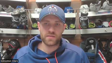 NHL-Superstar Leon Draisaitl ist bekennender Fan des 1. FC Köln und bewertet den Saisonstart unter Trainer Lukas Kwasniok.