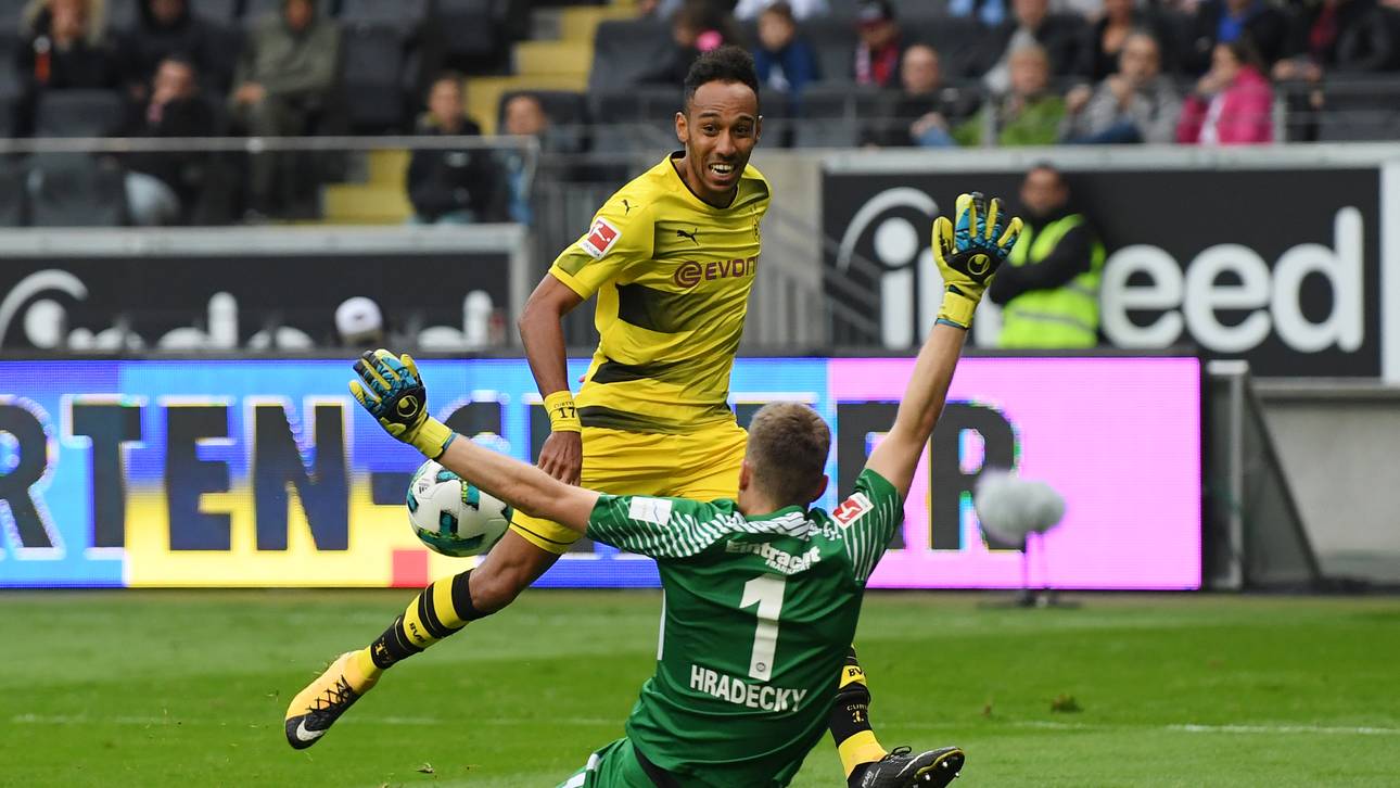 Dortmund mit Aubameyang gegen 96