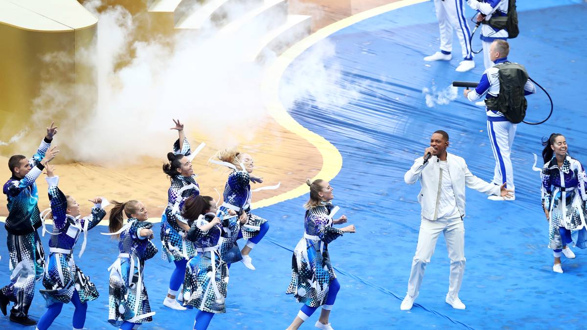 Auch US-Superstar Will Smith hat einen Part im Song und darf da natürlich nicht fehlen