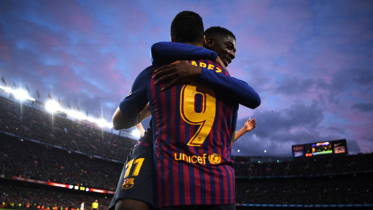 "El Pais" konstatiert derweil: "Barcelona frisst Madrid auf. Die Blau-Roten zeigen ihre enorme Überlegenheit mit einem Schützenfest, das Luis Suarez bestimmt"