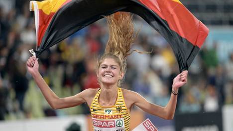 Konstanze Klosterhalfen jubelte 2022 in München über EM-Gold