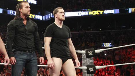 Kämpfer Kyle O'Reilly verpasste bei einem WWE-Match einem Fan einen Tritt