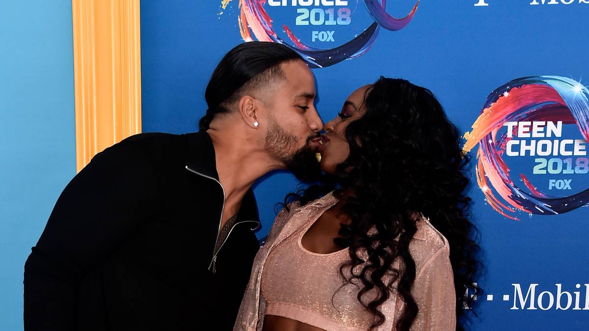 Eine Langzeitbeziehung führen auch JIMMY USO und NAOMI - seit Anfang 2014 sind die beiden verheiratet