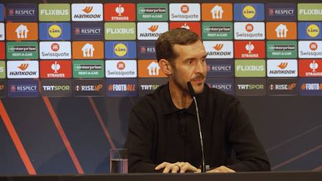 Den SC Freiburg erwartet im Europa League-Finale eine schwere Aufgabe. Julian Schuster schwärmt dabei vor dem Spiel von Aston Villas Trainer Unai Emery.