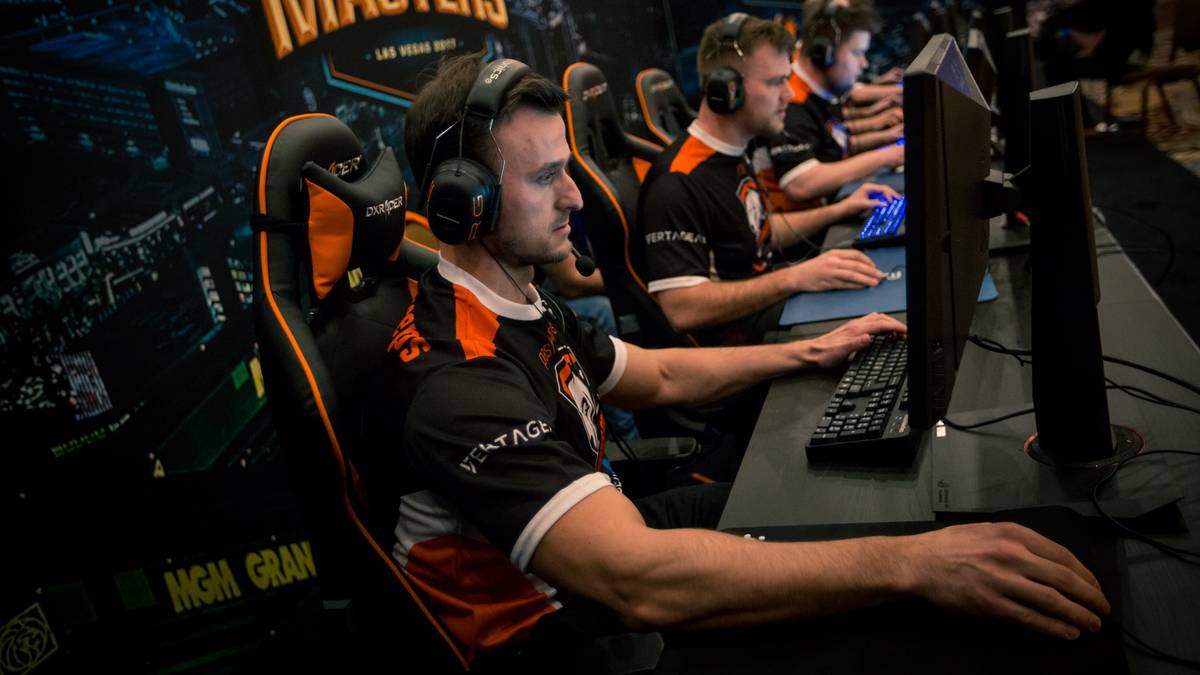 9. Platz: Virtus.pro ist nach wie vor ein nicht zu unterschätzendes Team in CS:GO. Die Polen schwächeln zwar momentan etwas, doch beim Major zeigten sie wieder, dass mit ihnen zu rechnen ist