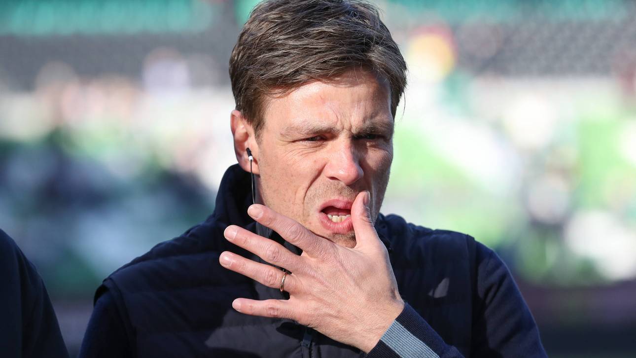 Auch an Clemens Fritz werden wegen Oliver Burke kritische Fragen gestellt