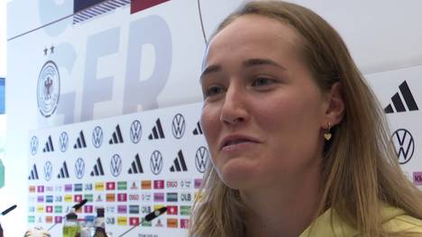 Vor dem Start der Frauen-EM in der Schweiz spricht die deutsche Nationalspielerin Sydney Lohmann bei SPORT1 über den Moment ihrer Nominierung und den Social-Media-Hype bei der letzten Europameisterschaft.