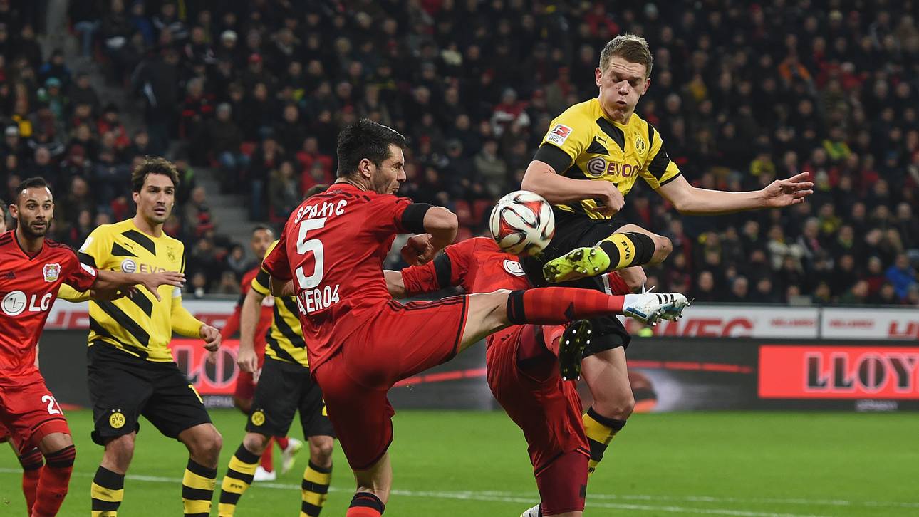 Bayer 04 Leverkusen gegen Borussia Dortmund