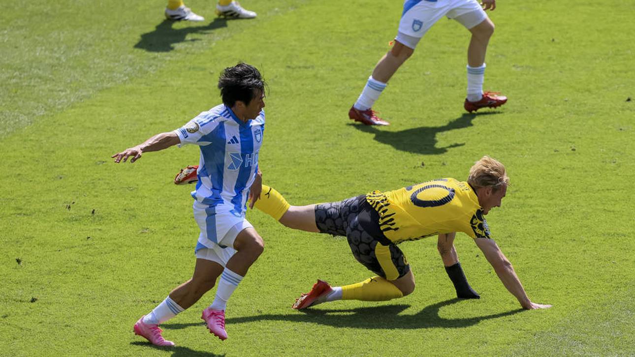 Julian Brandt (r.) hat sich das Handgelenk gebrochen