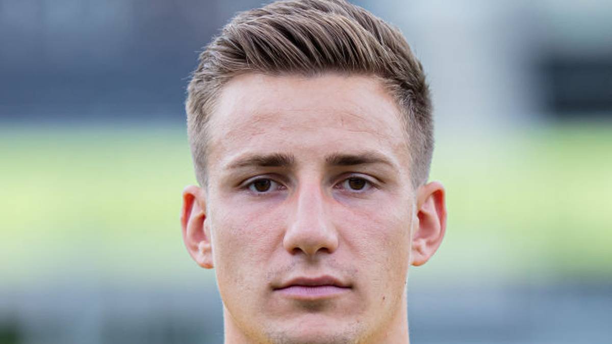 PLATZ 15: Martin Fraisl (SV Sandhausen): Weisse Westen 6 - Gegentore: 45