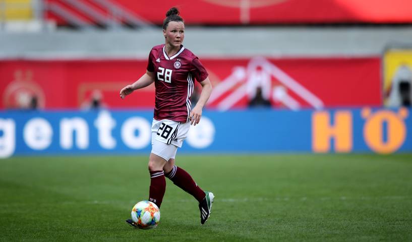 Fussball Nadine Angerer Kampft Fur Bessere Bezahlung Fur Frauen