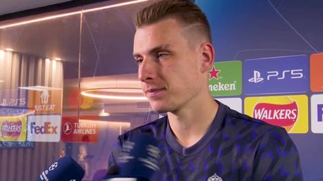 Andriy Lunin hält zwei Elfmeter gegen Manchester City und ist der große Held für Real Madrid beim Einzug ins Halbfinale der Champions League. Dementsprechend überschwänglich fällt seine Reaktion aus.