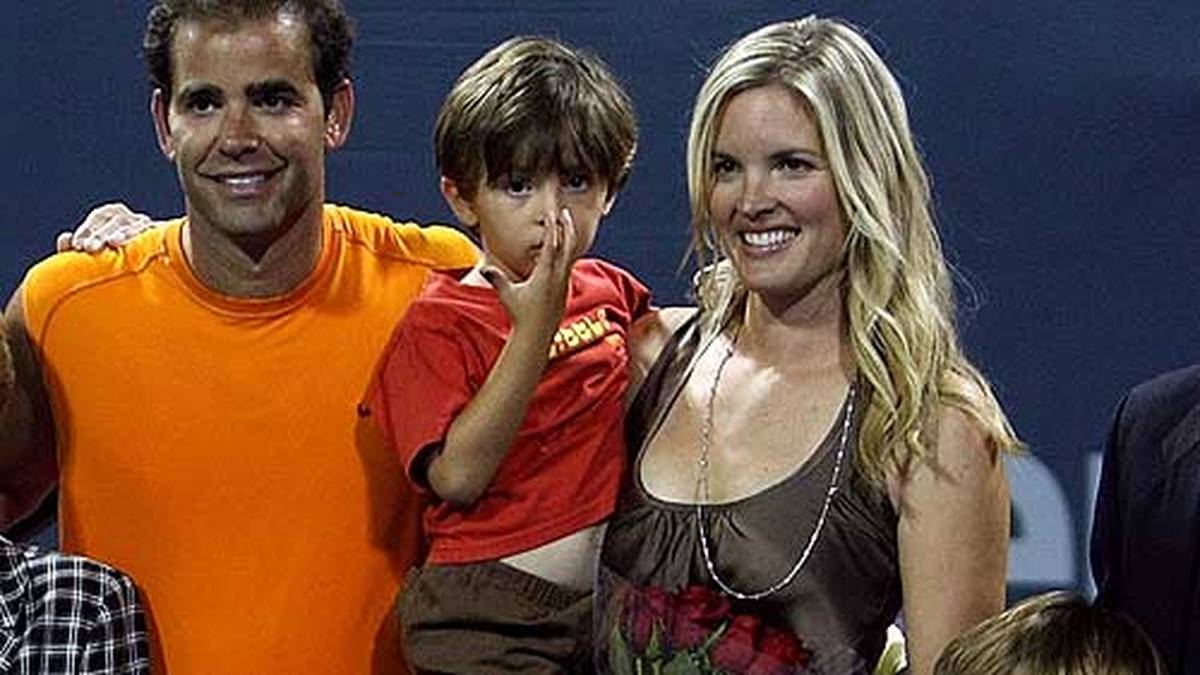 Sampras freut sich vor allem für seine Kinder Christian und dessen drei Jahre jüngeren Bruder Ryan: "Meine Kinder haben mich nie live spielen sehen, sie sollen aber wenigstens meine Trophäen sehen können"