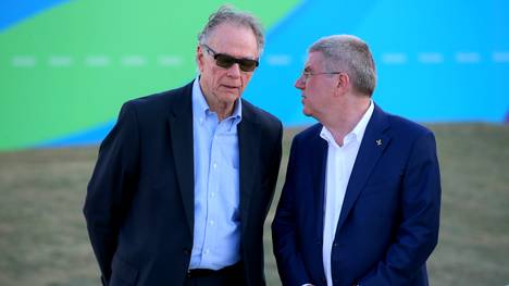 Carlos Nuzman (l.) im Gespräch mit IOC-Präsident Thomas Bach