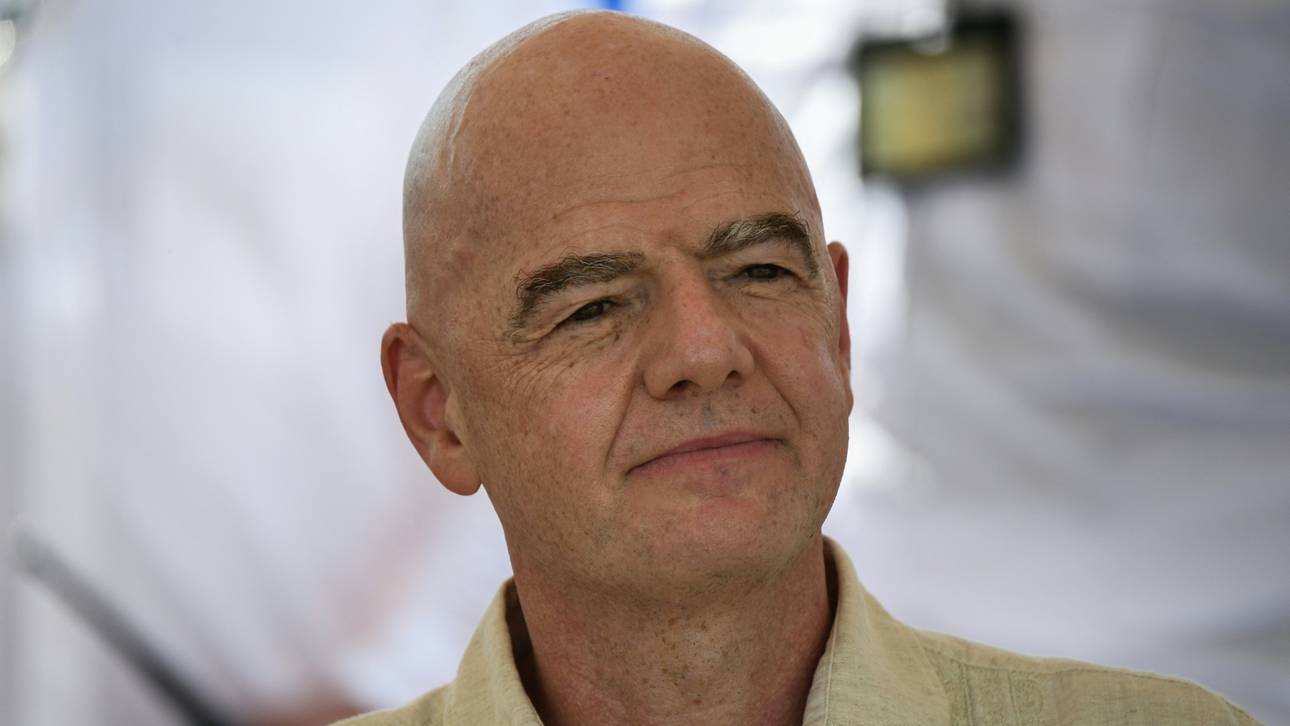 „Genug ist genug“: Frühere Fußballstars kritisieren Infantino