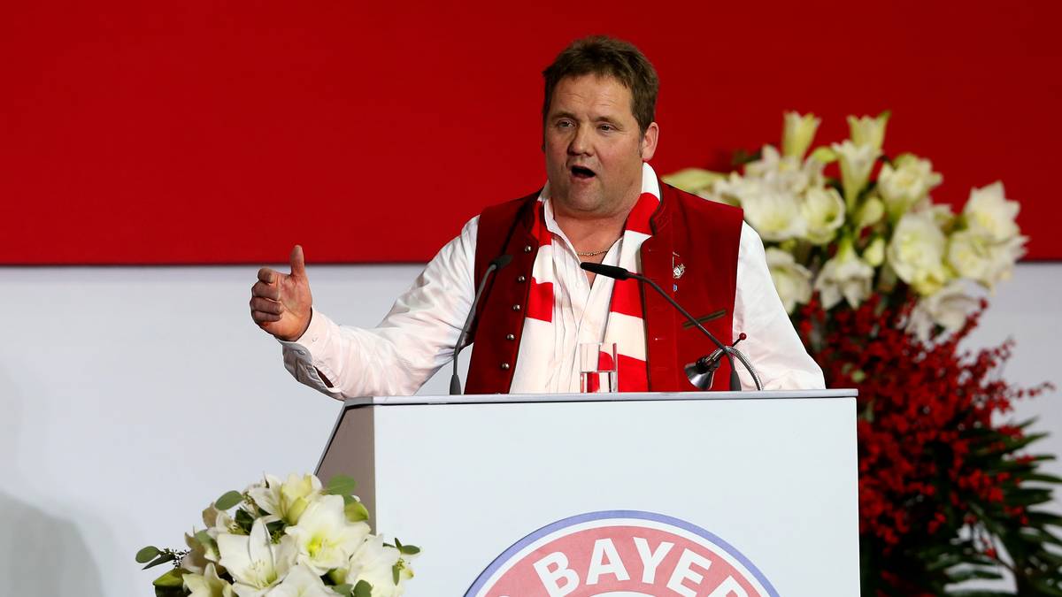 Hans Gehrlein ist Vorsitzender des Fanclubs "13 Höslwanger"
