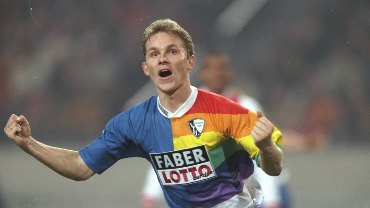 Beim VfL Bochum kann man sich 1997 offenbar nicht entscheiden und versucht es mit so vielen verschiedenen Farben wie möglich