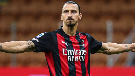 Zlatan Ibrahimovic gehörte zu den besten Fußballern des 21. Jahrhunderts. Der extrovertierte Schwede spielte bei Top-Klubs wie AC Milan, Paris Saint-Germain, FC Barcelona und vielen mehr. Seine Sprüche sind legendär und seine spektakulären Tore umso mehr. Wie gut war eigentlich Zlatan Ibrahimovic? 