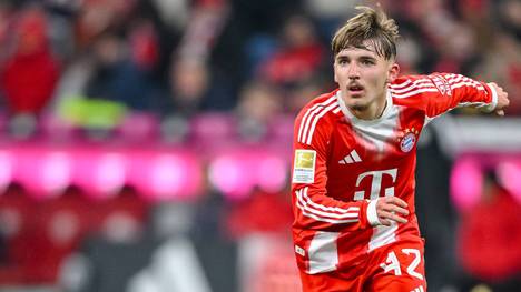 Welt- und Europameister Jürgen Kohler ordnet den Hype um die deutschen Youngster Lennart Karl und Said El Mala ein. Zudem wirft er einen Blick auf die Entwicklung des Bayern-Shootingstars - und erklärt, was er bei ihm für ein großes Plus hält.